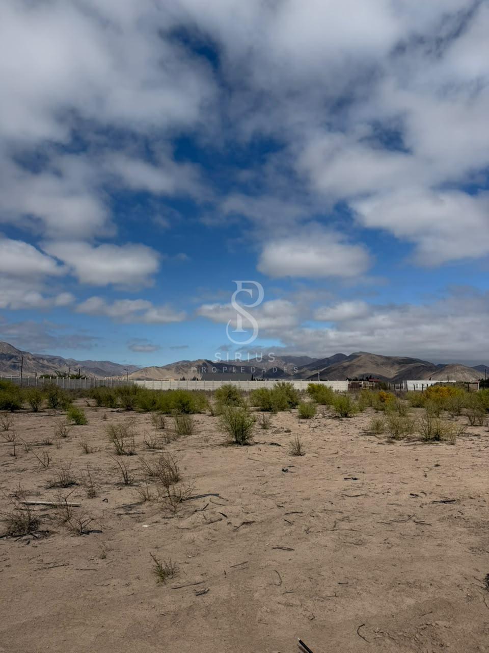 Venta de terreno en sector Hotel Wara en Chamonate
